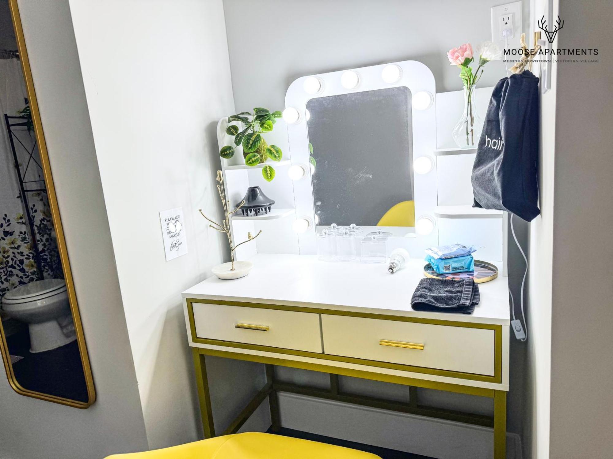 The Moose #12 - Brand New Modern Luxe Loft With Free Parking, King Bed & Fast Wifi Apartment Мемфис Екстериор снимка